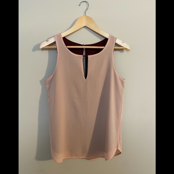 Burgundy chiffon top - Picture 3 of 4